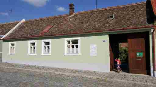 Weinbauernhof Löscher