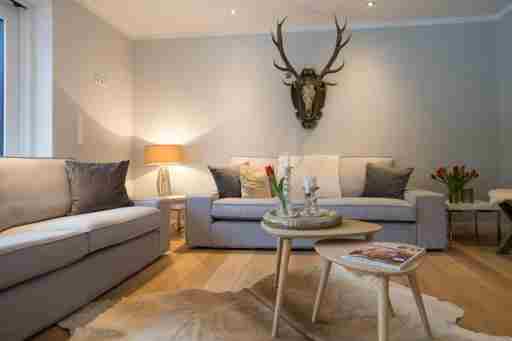 Wiesengut , alleinstehende, deteched, austrian style, villa mit Pool