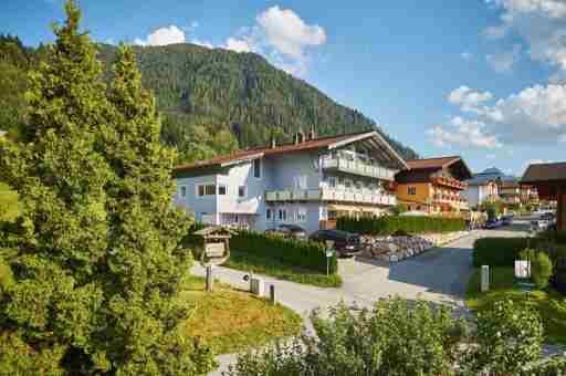 Ferienhaus Astrid: Flachau, Salzburger Sportwelt, Salzburgerland